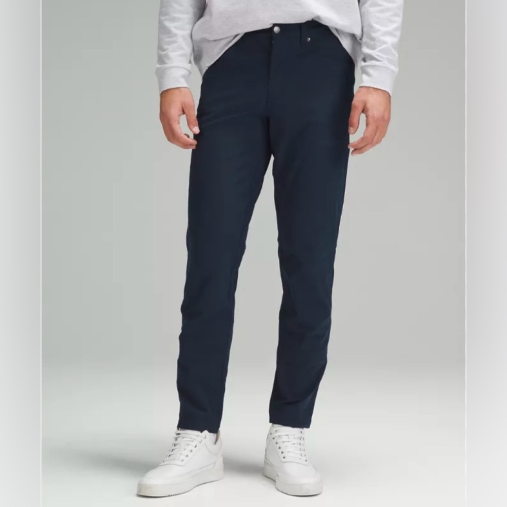 Lululemon ABC Classic Fit Trouser, Size 31 Color True Navy